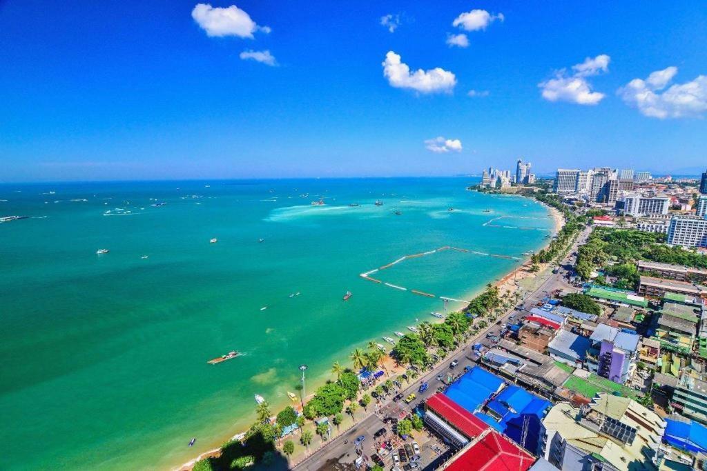 โรงแรมเดอะ พาร์ค พัทยา Pattaya ภายนอก รูปภาพ